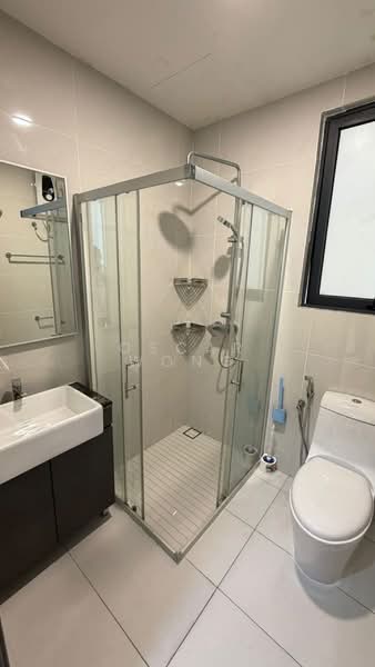 Condominium for Rent at Amberside @ Country Garden Danga Bay - Oscar Wong - Bathroom - PropertyGuru.com.my