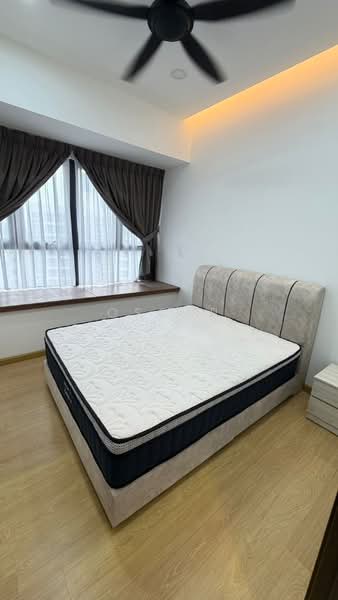 Condominium for Rent at Amberside @ Country Garden Danga Bay - Oscar Wong - Bedroom - PropertyGuru.com.my