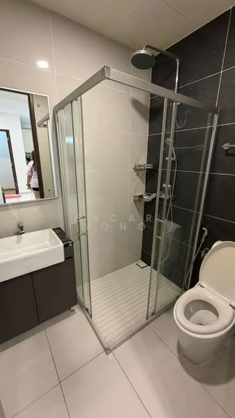 Condominium for Rent at Amberside @ Country Garden Danga Bay - Oscar Wong - Bathroom - PropertyGuru.com.my