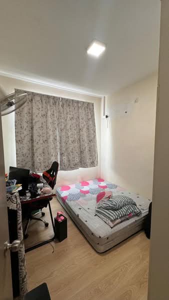 Servis Apartment untuk Dijual di Larkin Heights - Carson . - Bedroom - PropertyGuru.com.my