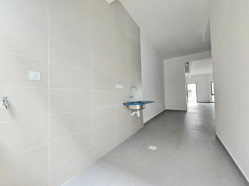 3-storey Terraced House for Sale in Batu 9 (Cheras) - Angel Ng - PropertyGuru.com.my
