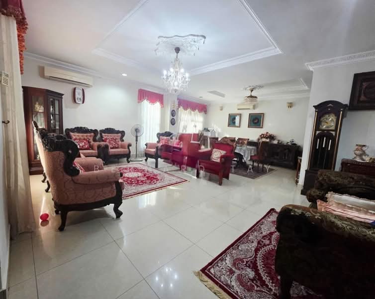 Semi-Detached House for Sale in Taman Bunga Negara (Shah Alam) - Bernard Tay - Living Room - PropertyGuru.com.my