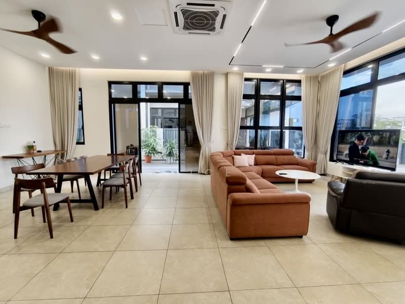 Rumah Berkembar untuk Dijual di Nusa Sentral (Iskandar Puteri (Nusajaya)) - Janice . - Living Room - PropertyGuru.com.my