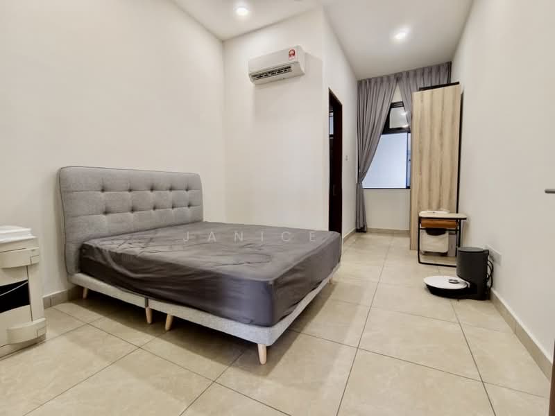 Rumah Berkembar untuk Dijual di Nusa Sentral (Iskandar Puteri (Nusajaya)) - Janice . - Bedroom - PropertyGuru.com.my