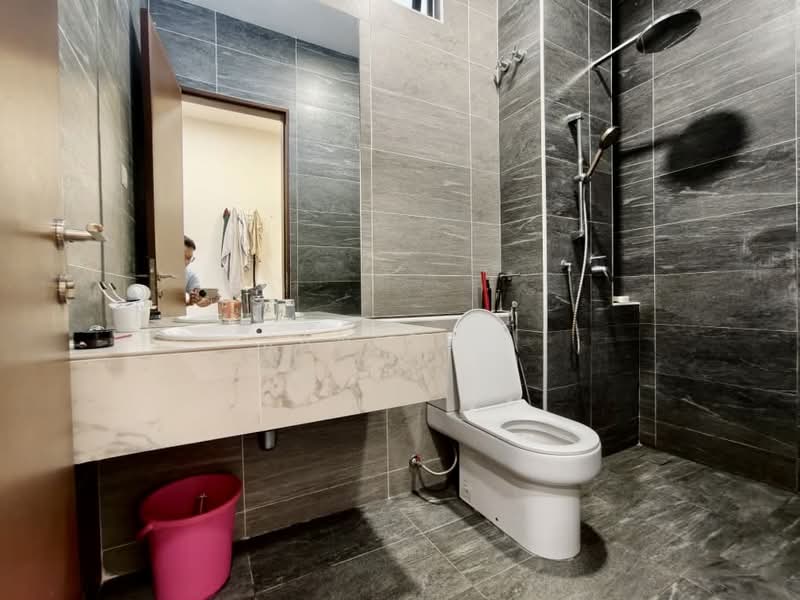 Rumah Berkembar untuk Dijual di Nusa Sentral (Iskandar Puteri (Nusajaya)) - Janice . - Bathroom - PropertyGuru.com.my