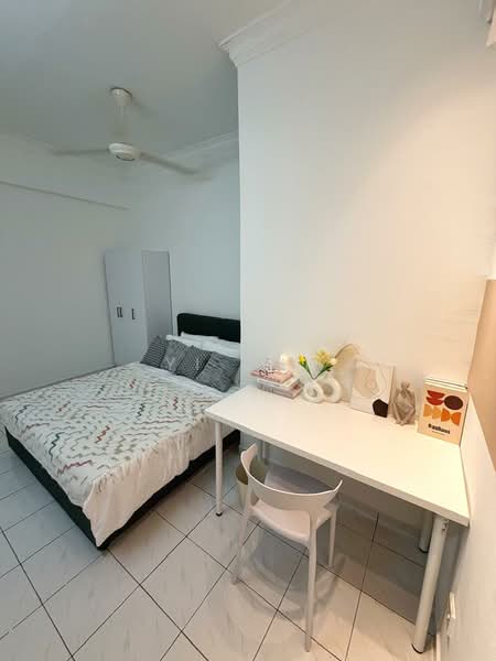Kondominium untuk Disewa di Endah Ria - Yi Jun - Bedroom - PropertyGuru.com.my