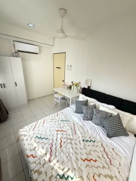Kondominium untuk Disewa di Endah Ria - Yi Jun - Bedroom - PropertyGuru.com.my