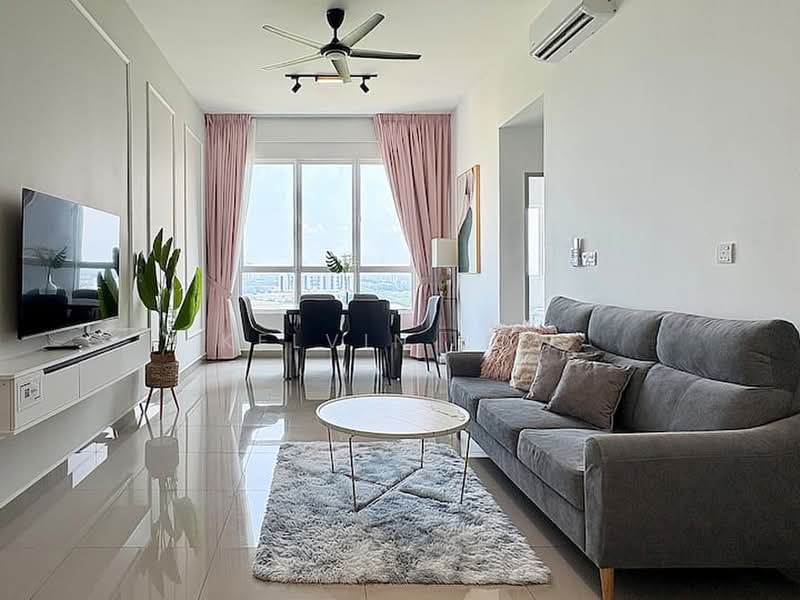 Service Residence for Sale at Majestic Maxim - Kelvin Low - Living Room - PropertyGuru.com.my
