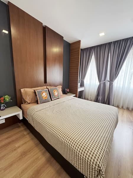 Service Residence for Sale at Majestic Maxim - Kelvin Low - Bedroom - PropertyGuru.com.my