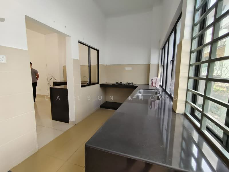 Rumah Teres 2.5 Tingkat untuk Dijual di Bandar Puteri Puchong (Puchong) - Carlson Khong - Kitchen - PropertyGuru.com.my