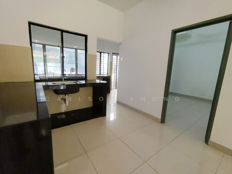 Rumah Teres 2.5 Tingkat untuk Dijual di Bandar Puteri Puchong (Puchong) - Carlson Khong - Kitchen - PropertyGuru.com.my