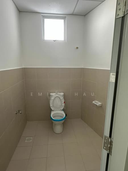 Kedai / Pejabat untuk Disewa di Gelang Patah (Johor) - Emily Hau - Bathroom - PropertyGuru.com.my