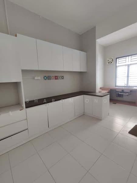 2-storey Terraced House for Sale in Bandar Putra (Kulai) - Sharon Ong - Kitchen - PropertyGuru.com.my