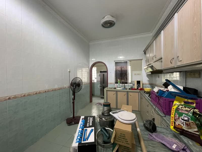 Rumah Teres 2 Tingkat untuk Dijual di Taman Wangsa Permai (Kepong) - Yanis Cheong - Kitchen - PropertyGuru.com.my