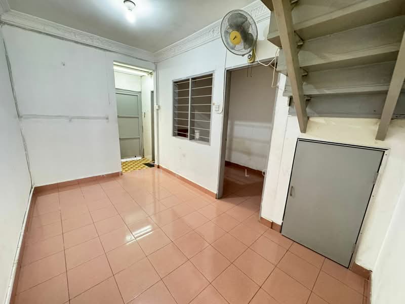 Rumah Teres 2 Tingkat untuk Dijual di Taman Cempaka (Ampang) - Kenneth Low - PropertyGuru.com.my