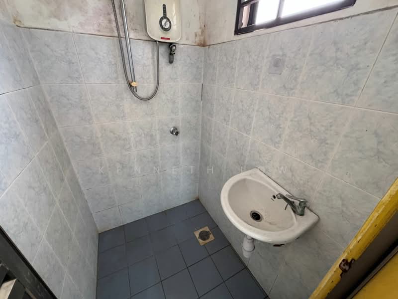 Rumah Teres 2 Tingkat untuk Dijual di Taman Cempaka (Ampang) - Kenneth Low - PropertyGuru.com.my