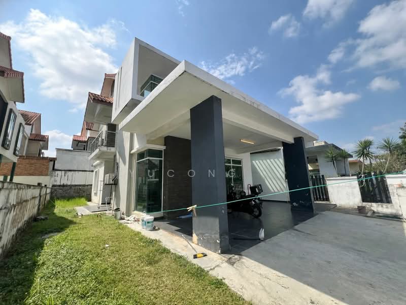 Rumah Berkembar untuk Dijual di Bandar Dato Onn (Tebrau) - Yucong . - Exterior - PropertyGuru.com.my