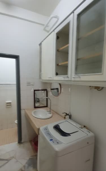 Kondominium untuk Dijual di Menara Seputih - Ashlee LSS - Bathroom - PropertyGuru.com.my