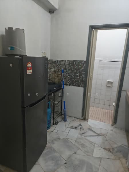 Kondominium untuk Dijual di Menara Seputih - Ashlee LSS - Kitchen - PropertyGuru.com.my