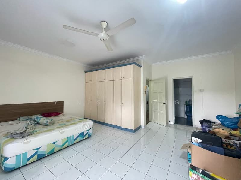 Rumah Teres 2 Tingkat untuk Dijual di Taman Wangsa Permai (Kepong) - Yanis Cheong - Bedroom - PropertyGuru.com.my