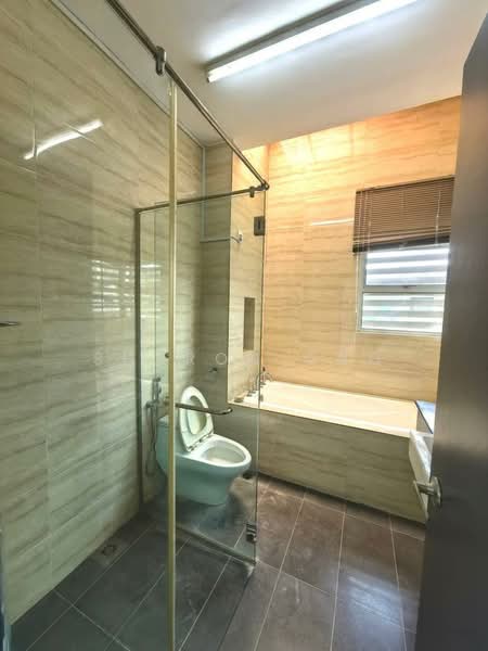 Rumah Berkembar untuk Dijual di Masai (Johor) - Sharon Ong - Bathroom - PropertyGuru.com.my
