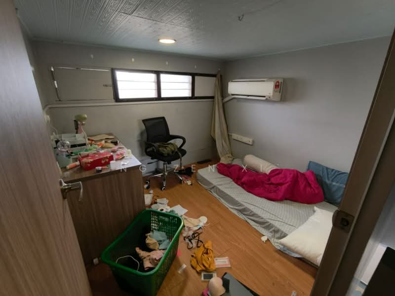 2-storey Terraced House for Sale in Taman Putri Kulai (Kulai) - NG ZEN XI - Bedroom - PropertyGuru.com.my