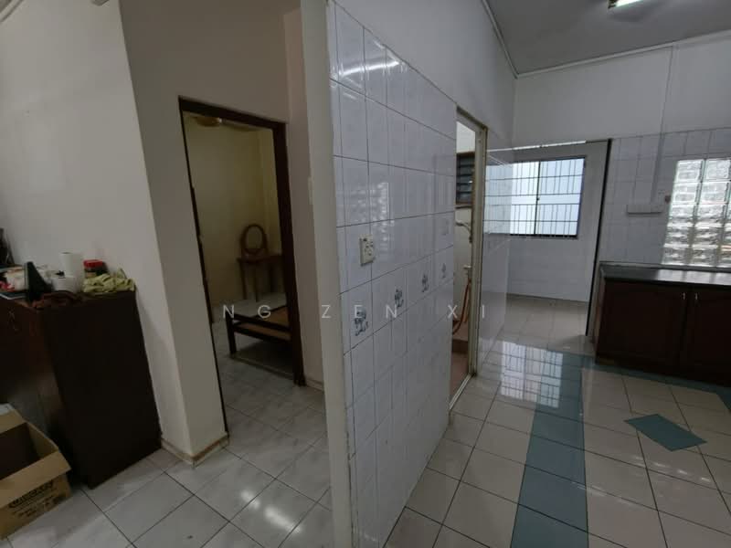2-storey Terraced House for Sale in Taman Putri Kulai (Kulai) - NG ZEN XI - Interior - PropertyGuru.com.my
