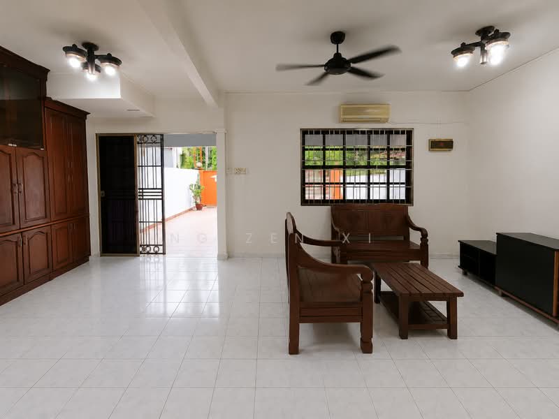 Rumah Teres 2 Tingkat untuk Dijual di Taman Putri Kulai (Kulai) - NG ZEN XI - Living Room - PropertyGuru.com.my