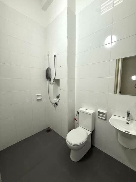 Rumah Teres untuk Dijual di Johor Bahru (Johor) - Sharon Ong - Bathroom - PropertyGuru.com.my