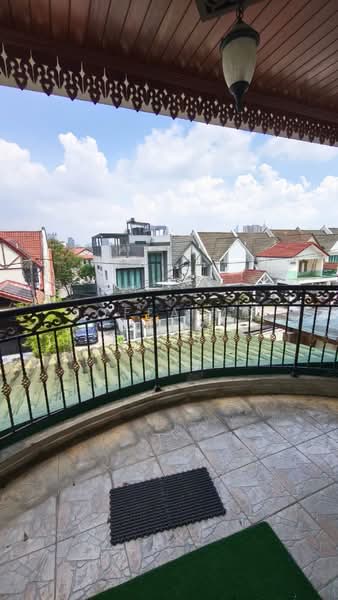 Rumah Berkembar untuk Dijual di Taman Setiawangsa (Setiawangsa) - Sofea Md Saad - Balcony - PropertyGuru.com.my