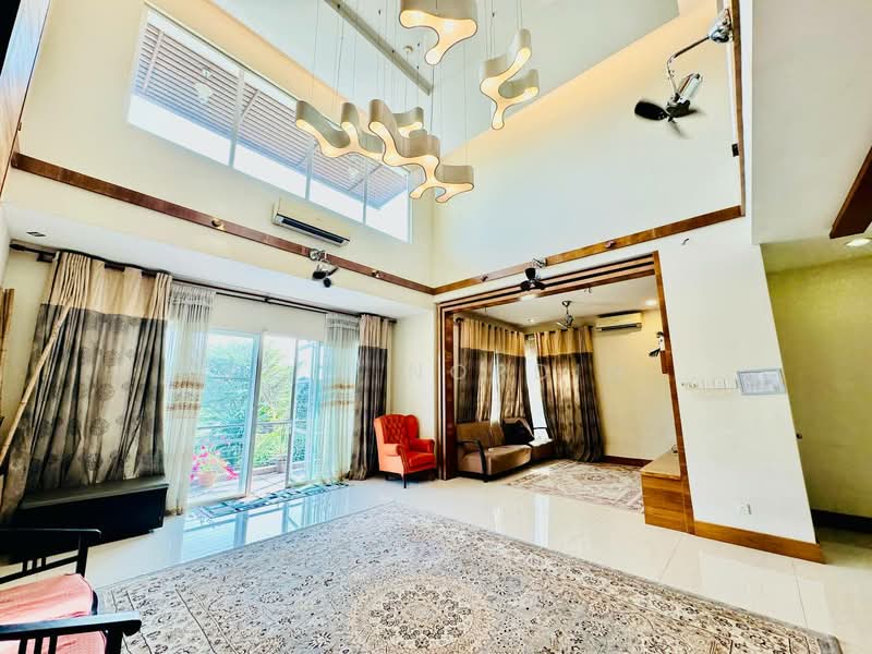 Rumah Banglo untuk Dijual di Kayangan Heights (Shah Alam) - Sa'a Nordin - Living Room - PropertyGuru.com.my