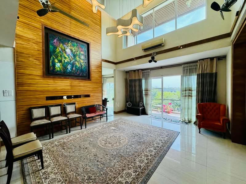 Rumah Banglo untuk Dijual di Kayangan Heights (Shah Alam) - Sa'a Nordin - Living Room - PropertyGuru.com.my