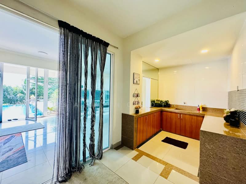 Rumah Banglo untuk Dijual di Kayangan Heights (Shah Alam) - Sa'a Nordin - Kitchen - PropertyGuru.com.my