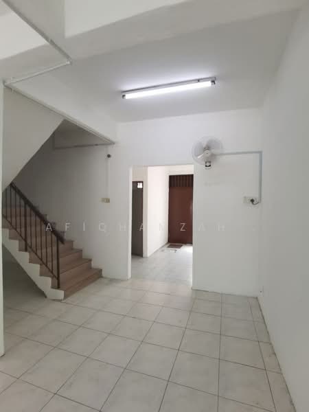 Rumah Teres 2 Tingkat untuk Disewa di Taman Kasawari (Simpang Ampat) - AfiqHamzah . - Interior - PropertyGuru.com.my