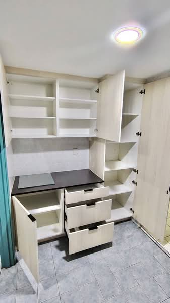 Apartment for Sale at Kinrara Ria - Mohd Ridzuan - Kitchen - PropertyGuru.com.my