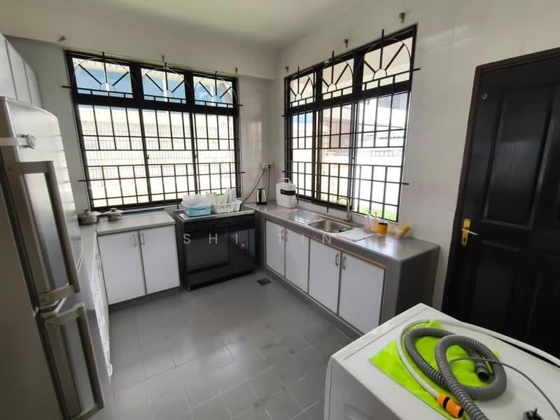 Semi-Detached House for Sale in Taman Johor Jaya (Johor Bahru) - Shi Ting - PropertyGuru.com.my