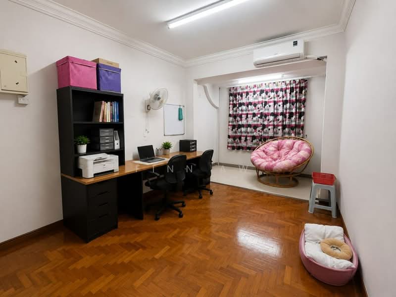 2.5-storey Terraced House for Sale in Taman Gaya (Ulu Tiram) - Finn Aw - Study - PropertyGuru.com.my