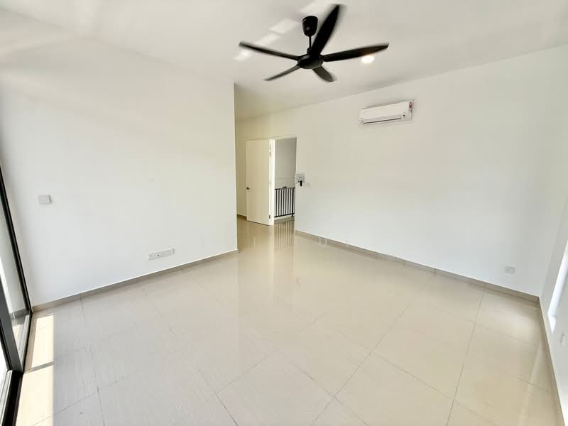 Rumah Kluster untuk Disewa di Horizon Hills (Iskandar Puteri (Nusajaya)) - Lui Lui - Living Room - PropertyGuru.com.my