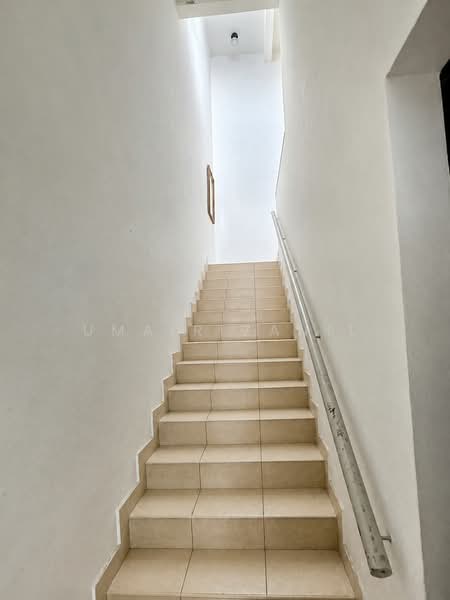 2-storey Terraced House for Sale in Bandar Tiram (Ulu Tiram) - UMAIR ZANIL - Interior - PropertyGuru.com.my