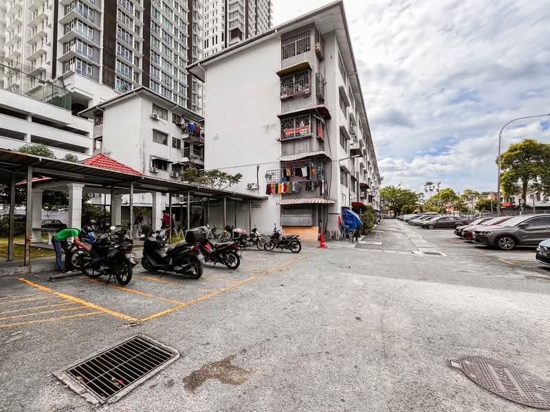 Flat for Sale at Indah Court - Ajwad Azizan - PropertyGuru.com.my