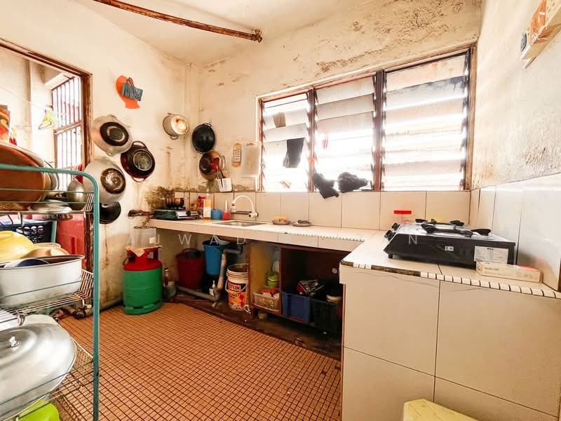 Flat for Sale at Indah Court - Ajwad Azizan - PropertyGuru.com.my