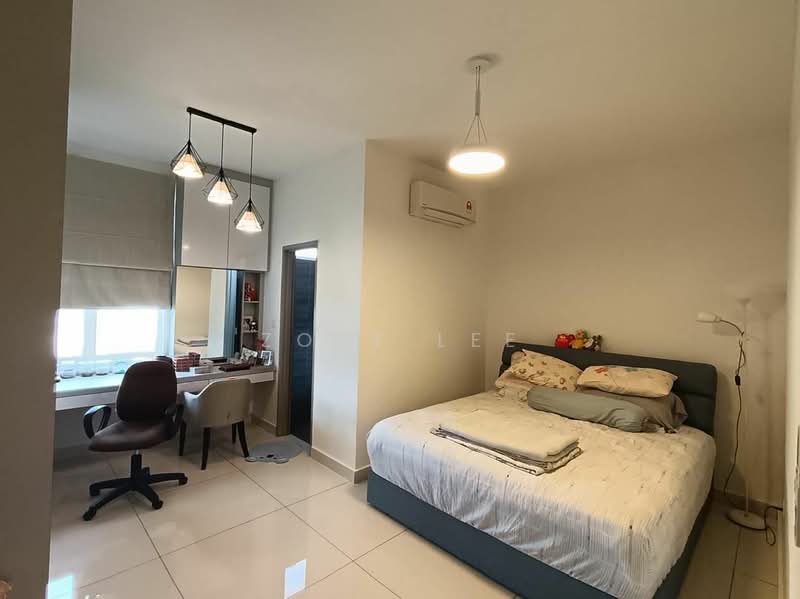 Rumah Berkembar untuk Dijual di Taman Mutiara Mas (Skudai) - Zoey Lee - Bedroom - PropertyGuru.com.my