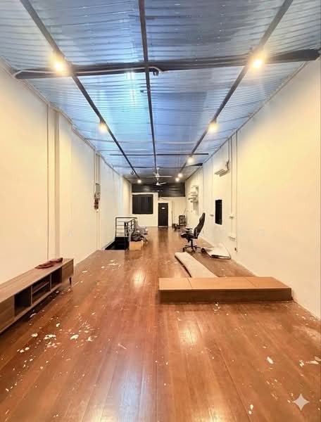 Kedai untuk Disewa di George Town (Penang) - Daniel Phang - Interior - PropertyGuru.com.my