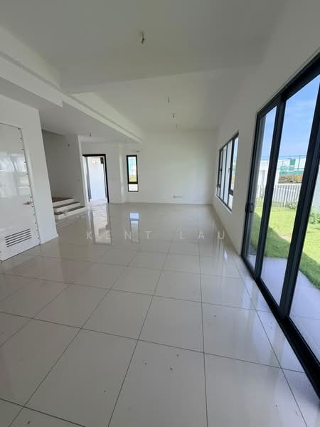 Rumah Berkembar untuk Dijual di Petaling Jaya (Selangor) - Kent Lau - Living Room - PropertyGuru.com.my