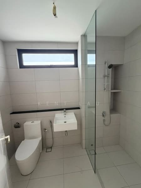 Rumah Berkembar untuk Dijual di Petaling Jaya (Selangor) - Kent Lau - Bathroom - PropertyGuru.com.my