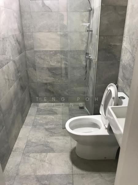 Servis Apartment untuk Disewa di Equine Residence - Teng Poh Hong - Bathroom - PropertyGuru.com.my