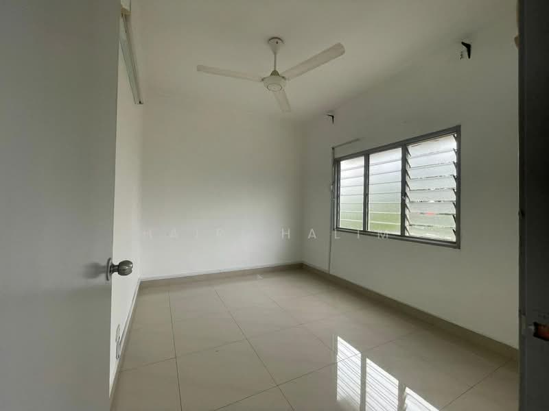 Apartment for Sale at Sri Dahlia - Hairi Halim - PropertyGuru.com.my