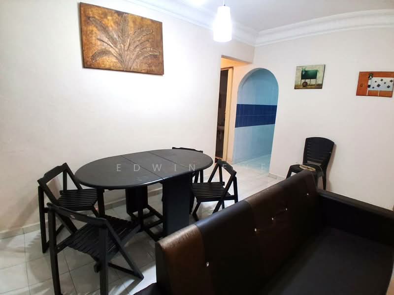 Pangsapuri untuk Disewa di Taman Pekaka Block 31 - Edwin Ewe - Living Room - PropertyGuru.com.my