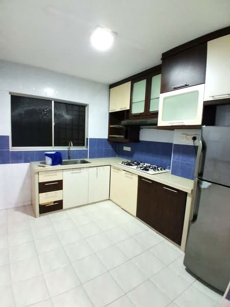 Pangsapuri untuk Disewa di Taman Pekaka Block 31 - Edwin Ewe - Kitchen - PropertyGuru.com.my