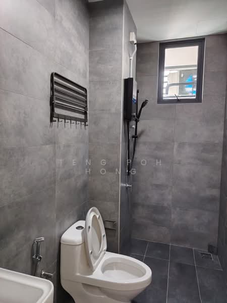 Condominium for Rent at Verando Residence - Teng Poh Hong - Bathroom - PropertyGuru.com.my